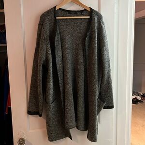 Super comfy oversized sweater jacket with pockets
